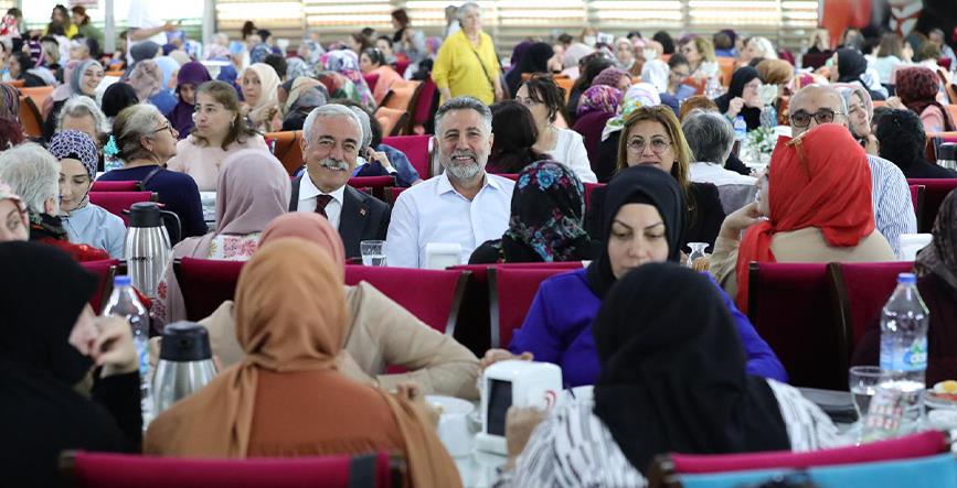 Bayraklı’da kadınlarla ikinci büyük buluşma